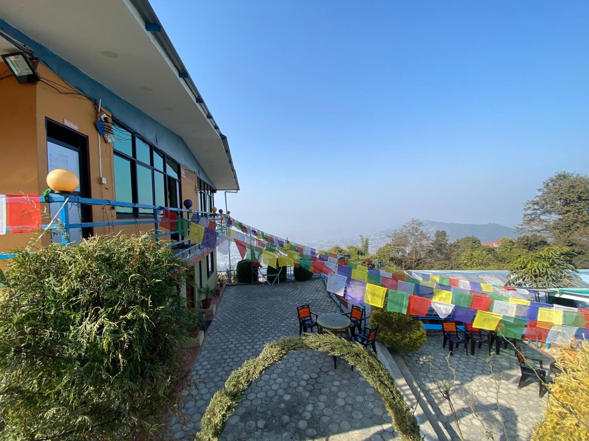 Chareli Resort ナガルコット エクステリア 写真
